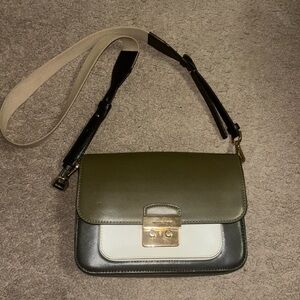 Michael Kors Sloan Editor Medium Leather Shoulder Bag